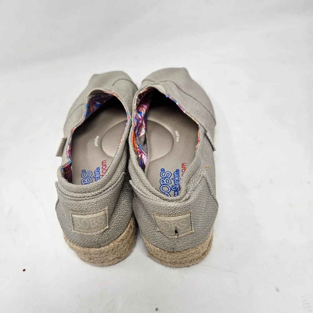 Skechers Bobs Espadrille Flats Taupe Metallic Memory Foam Slip Ons 34101 7.5